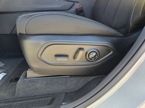 New 2025 Jeep Grand Cherokee Laredo X image 22