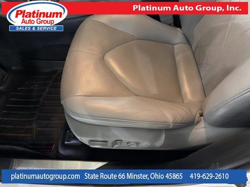 Used 2022 Toyota Highlander Platinum image 13