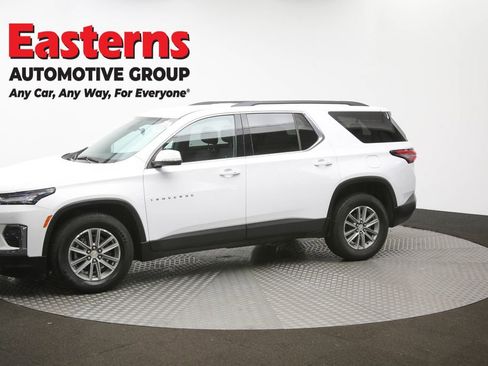 Used 2022 Chevrolet Traverse LT image 60