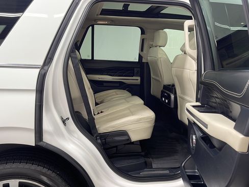 Used 2020 Ford Expedition Platinum AWD/4WD image 20