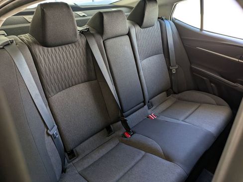 Used 2025 Toyota Camry SE image 26