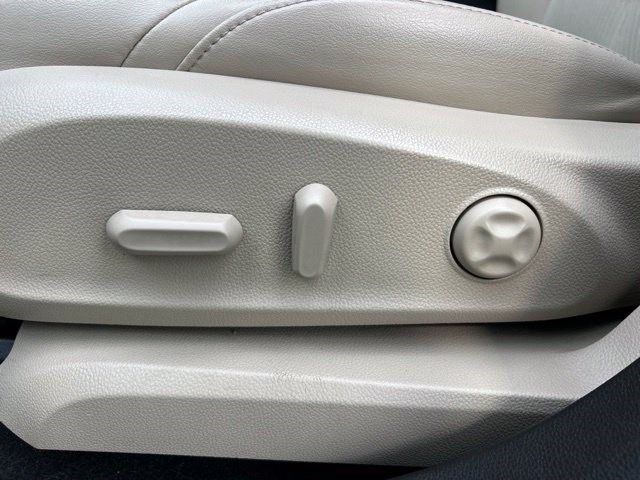 Used 2020 Buick Envision Preferred FWD image 15