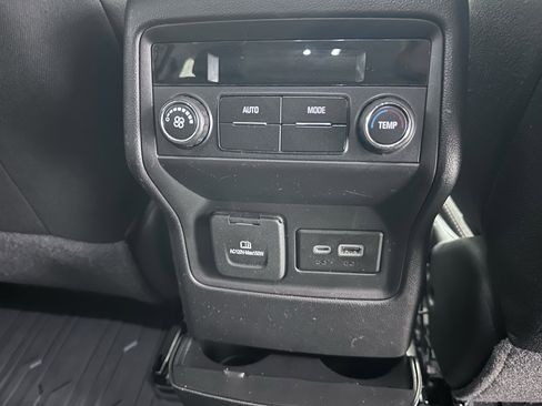 Used 2020 GMC Acadia SLE w/ Driver Convenience Package FWD image 42