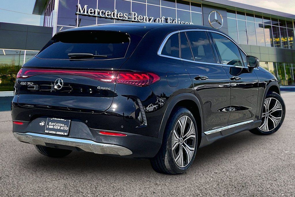 Certified 2023 Mercedes-Benz EQE 350+ 4MATIC SUV image 10