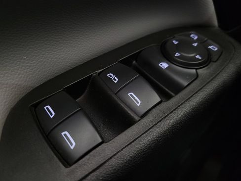 Used 2024 Chevrolet Equinox LS w/ LS Convenience Package image 27