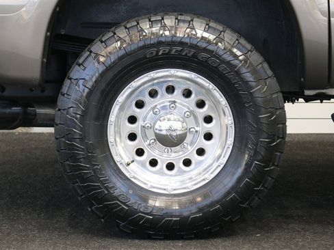 Used 2005 Ford Excursion Limited image 55