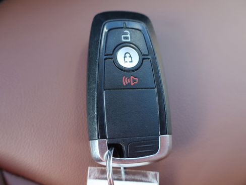 Used 2023 Ford Maverick Lariat w/ Lariat Luxury Package image 30