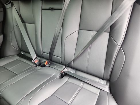 Used 2026 Land Rover Range Rover Velar Dynamic SE image 25