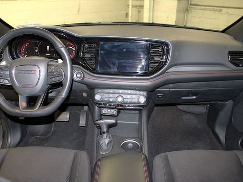 Certified 2025 Dodge Durango GT AWD/4WD image 9