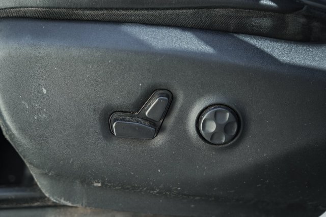 Used 2019 Chrysler Pacifica Limited FWD image 49