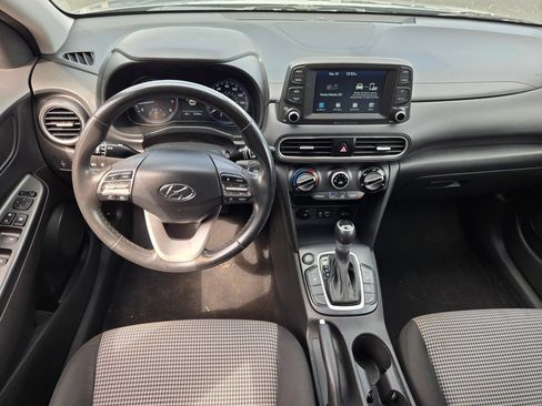 Used 2021 Hyundai Kona SEL image 16