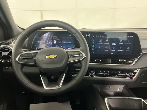 New 2027 Chevrolet Equinox LT AWD/4WD image 14