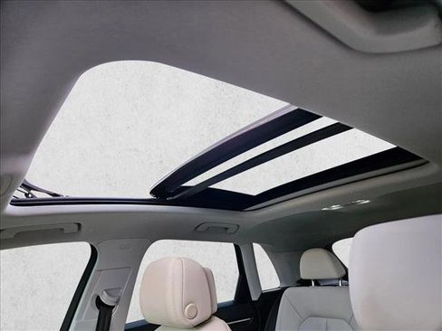 Used 2020 Audi Q3 2.0T Premium w/ Convenience Package image 15