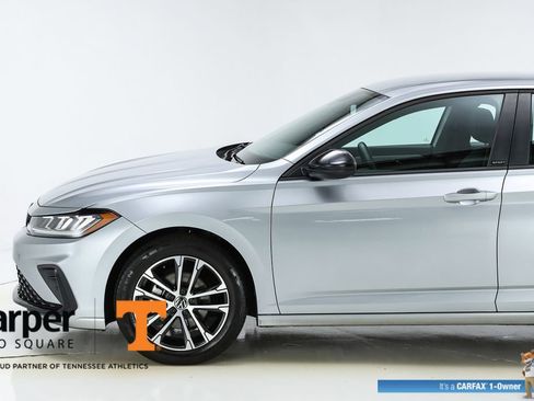 Used 2025 Volkswagen Jetta Sport FWD image 3