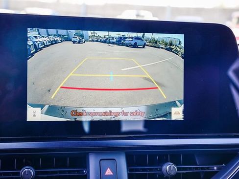 New 2026 Lexus UX 300h AWD image 32