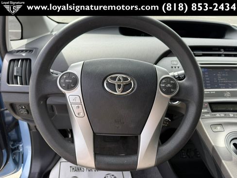Used 2015 Toyota Prius Prime Plug-In Hybrid image 19