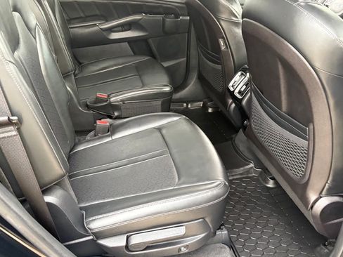 Used 2022 Kia Sorento SX image 35