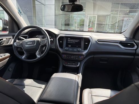 Used 2023 GMC Acadia AT4 w/ Technology Package image 8