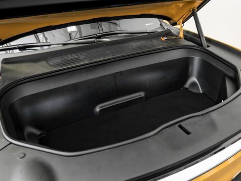 Used 2023 Rivian R1S Adventure image 48