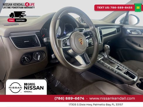 Used 2017 Porsche Macan S image 23