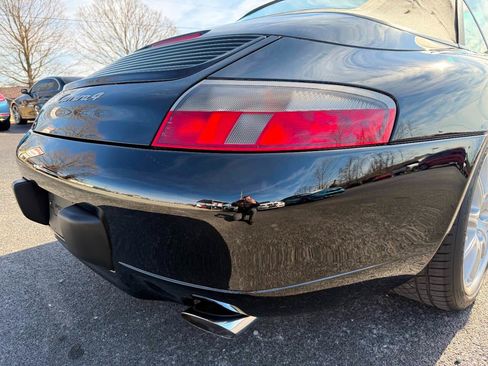 Used 2000 Porsche 911 Carrera 4 image 25