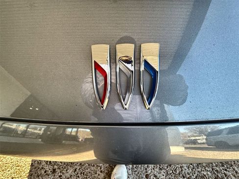 Certified 2025 Buick Envision Sport Touring image 29