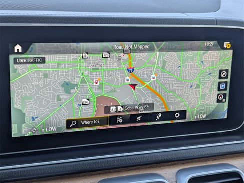 Used 2021 Mercedes-Benz GLS 580 4MATIC image 17