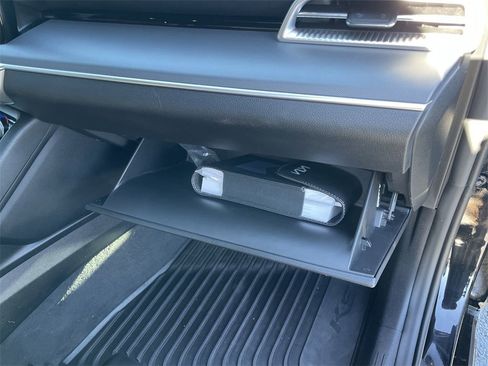 Used 2024 Kia K5 GT-Line image 36