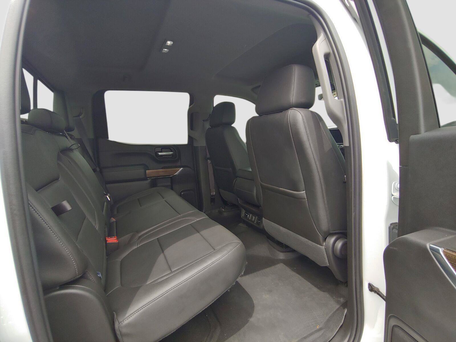 Used 2019 Chevrolet Silverado 1500 LT w/ True North Edition AWD/4WD image 27