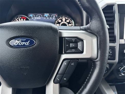 Used 2018 Ford F150 Lariat image 23