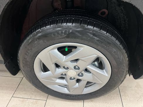 New 2026 Hyundai Kona SE image 34