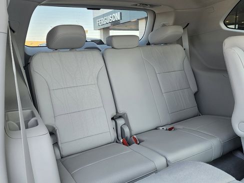 New 2026 Buick Enclave Avenir w/ Super Cruise Package image 49