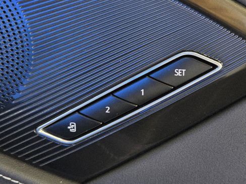 Used 2024 Chevrolet Corvette Stingray Preferred Cpe w/ Z51 Performance Package image 24