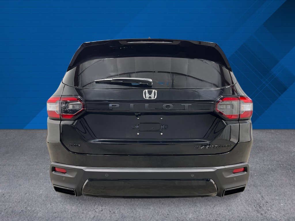 New 2026 Honda Pilot Black Edition image 5