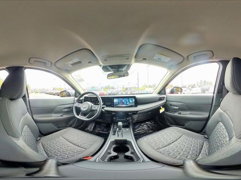 New 2026 Nissan Kicks SV w/ Cold Weather Package image 15