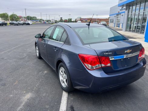 Used 2014 Chevrolet Cruze LT FWD image 3