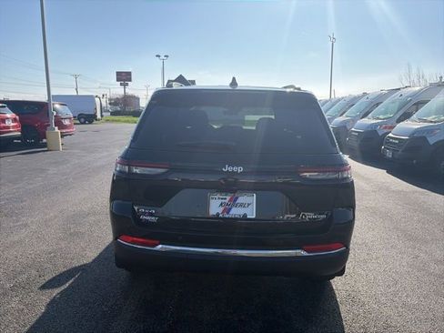 New 2026 Jeep Grand Cherokee Laredo X AWD/4WD image 4