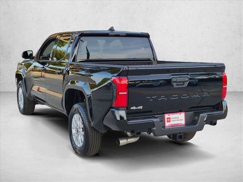 Certified 2025 Toyota Tacoma SR5 AWD/4WD image 7