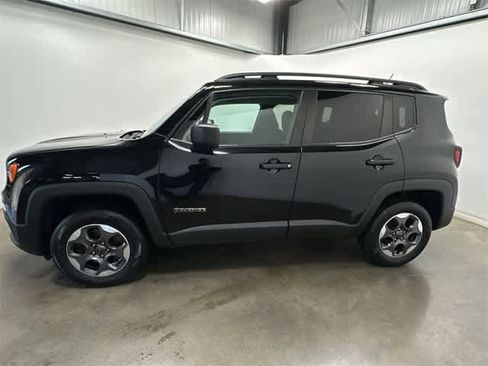 Used 2017 Jeep Renegade Sport w/ Power & Air Group image 2