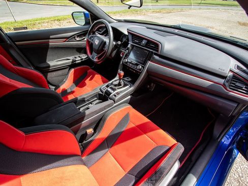 Used 2018 Honda Civic Type R image 18