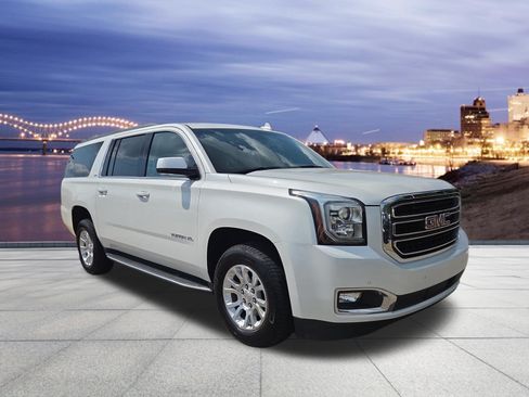 Used 2018 GMC Yukon XL SLT w/ Open Road Package RWD image 4