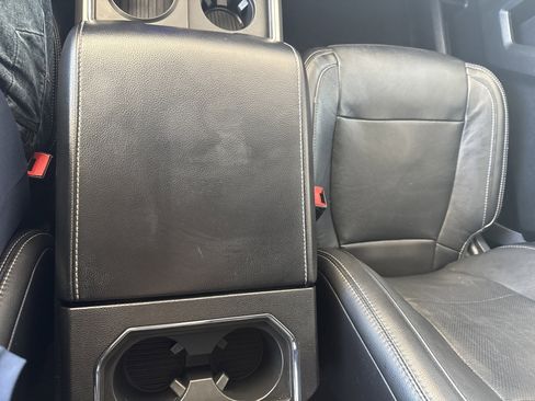 Used 2019 Ford F250 Lariat w/ Lariat Ultimate Package AWD/4WD image 34