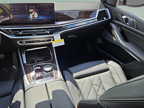 New 2026 BMW X5 sDrive40i image 28
