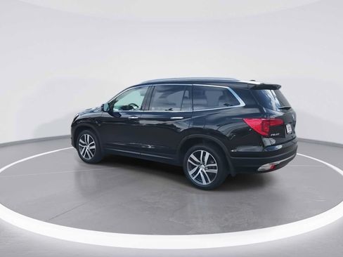Used 2018 Honda Pilot Touring image 6