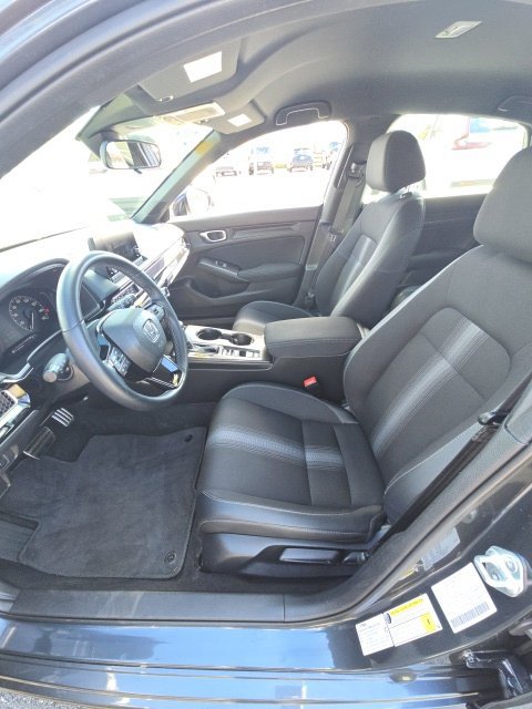 Used 2025 Honda Civic Sport image 17