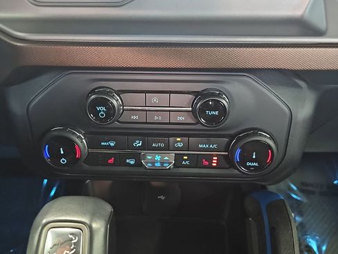 Used 2022 Ford Bronco Outer Banks AWD/4WD image 22