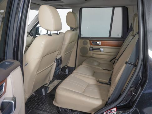 Used 2016 Land Rover LR4 HSE image 12