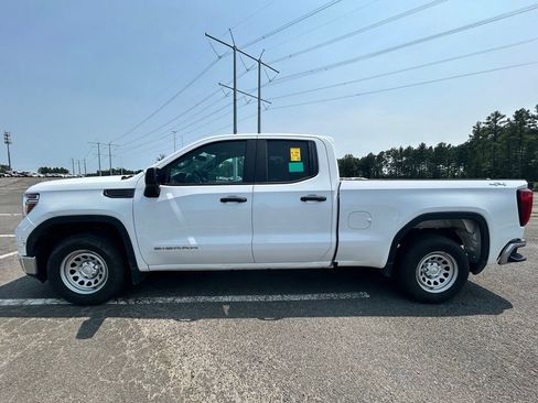 Used 2021 GMC Sierra 1500 4x4 Double Cab w/ Sierra Value Package image 4