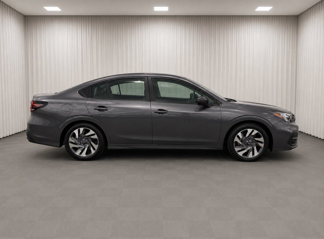 Used 2024 Subaru Legacy Limited AWD/4WD image 2