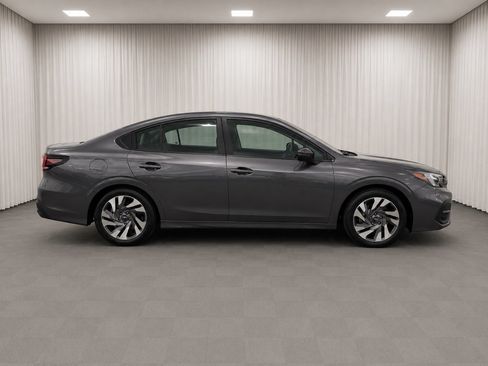 Used 2024 Subaru Legacy Limited AWD/4WD image 2